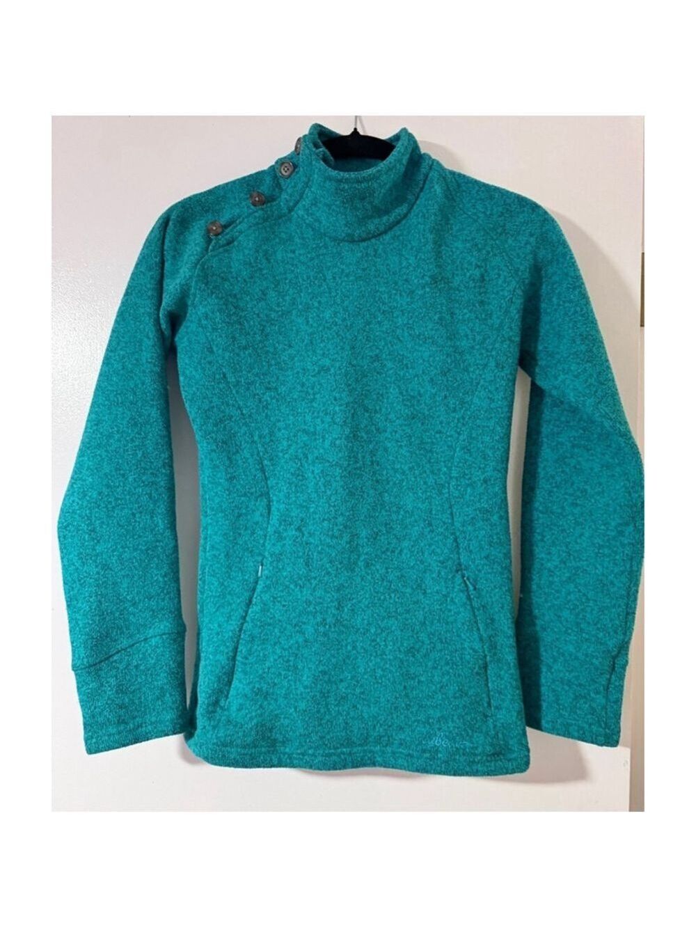 Cabela's teal green sweater zipper pocket size small buttons at neck